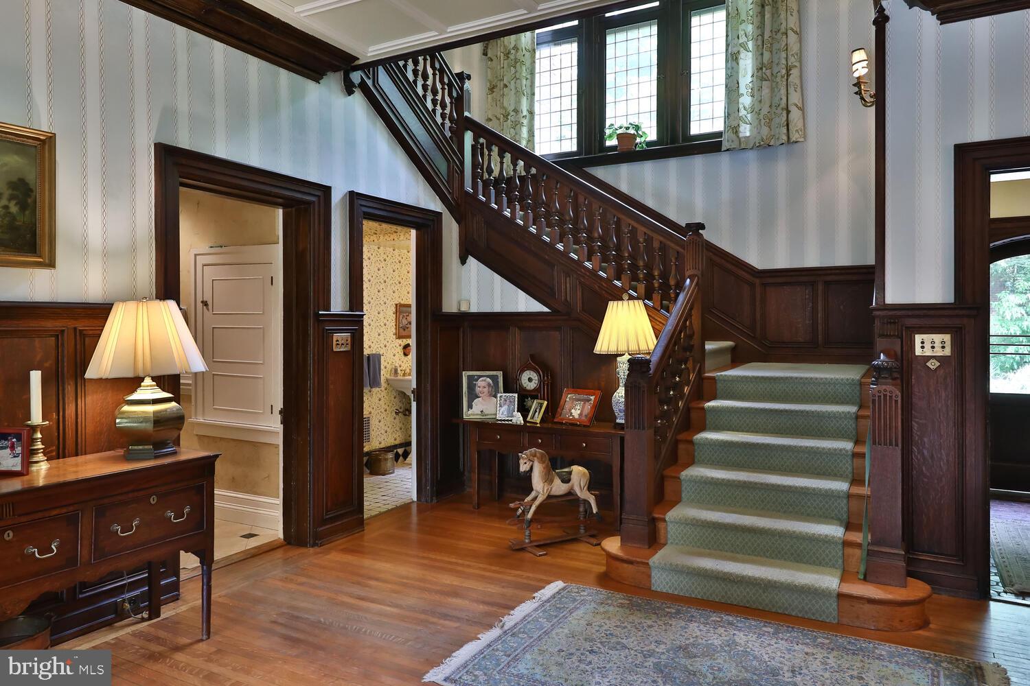 455 And 461 W Chestnut Hill Ave