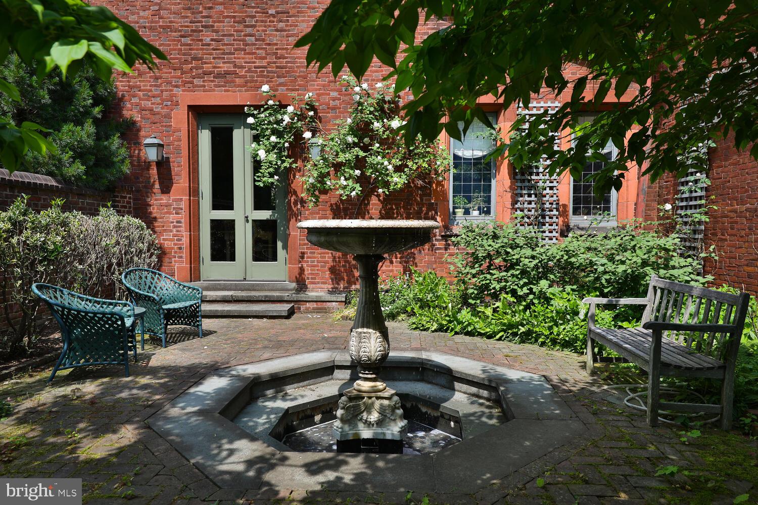 455 And 461 W Chestnut Hill Ave