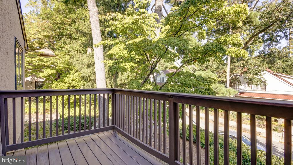 133 Rex Ave