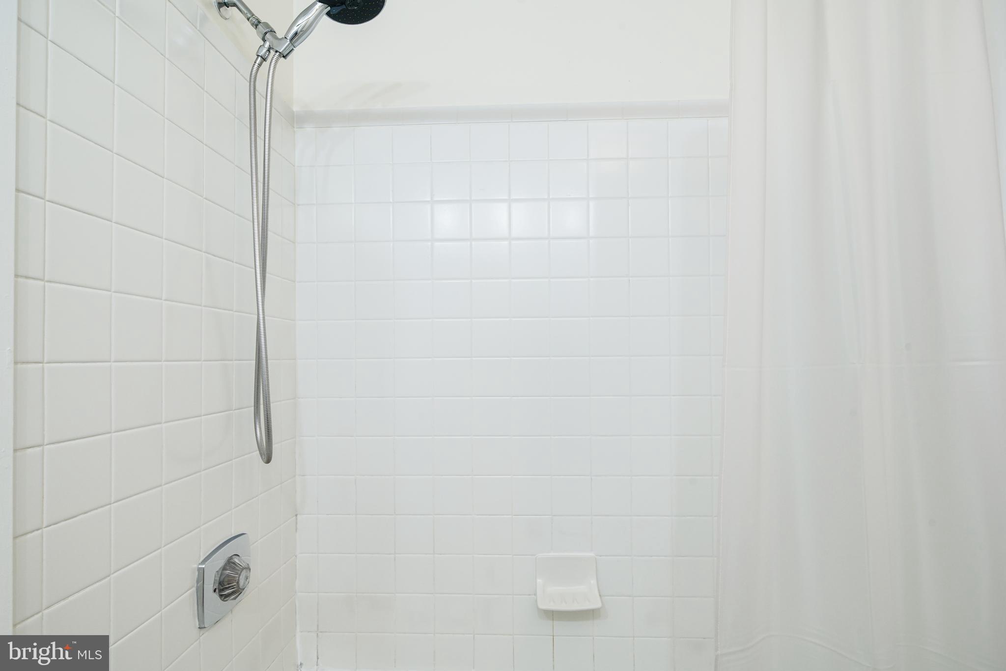 3 N COLUMBUS BLVD #TD403