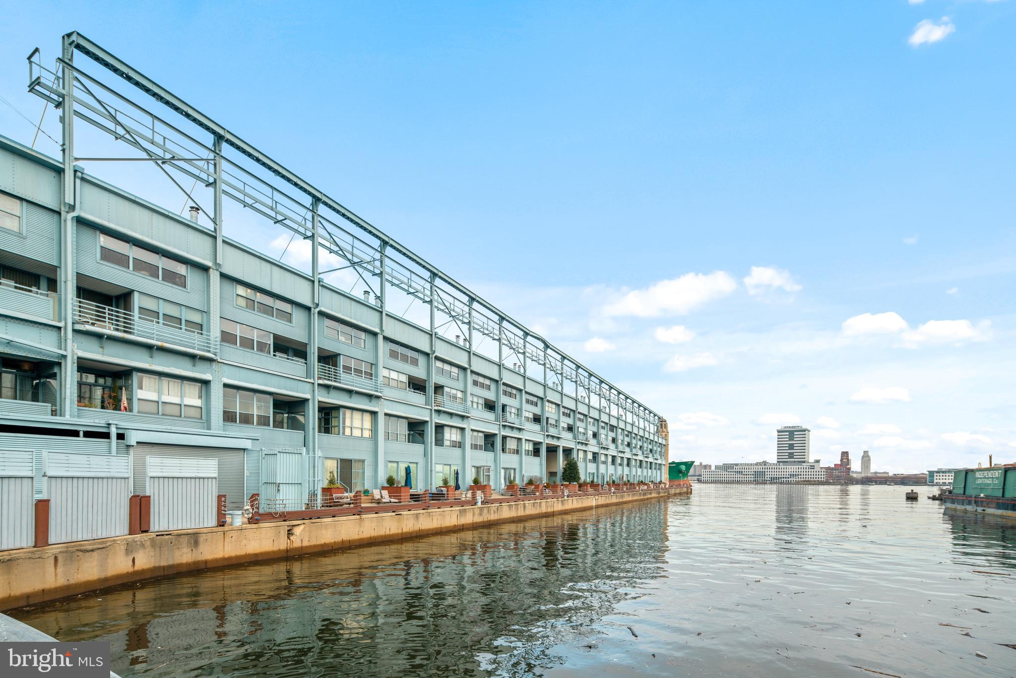 3 N COLUMBUS BLVD #TD403