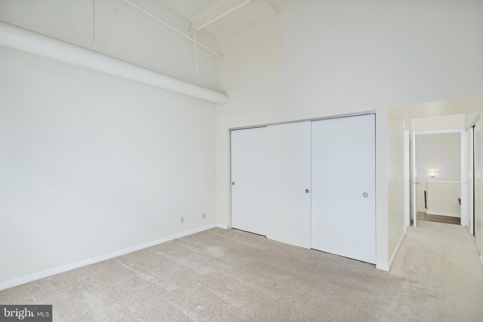 3 N COLUMBUS BLVD #TD403