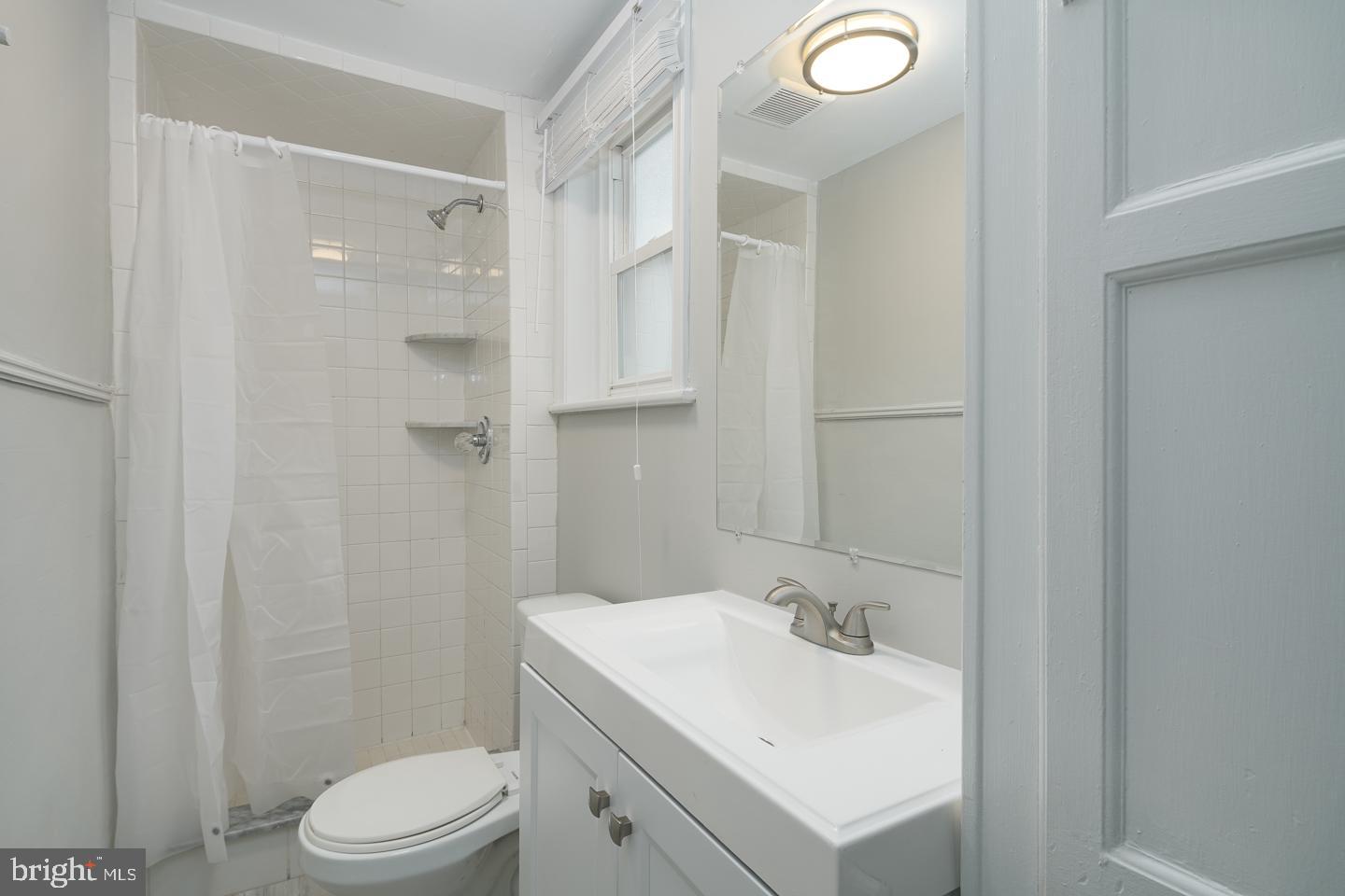 911 S 2ND ST #1ST FLOOR