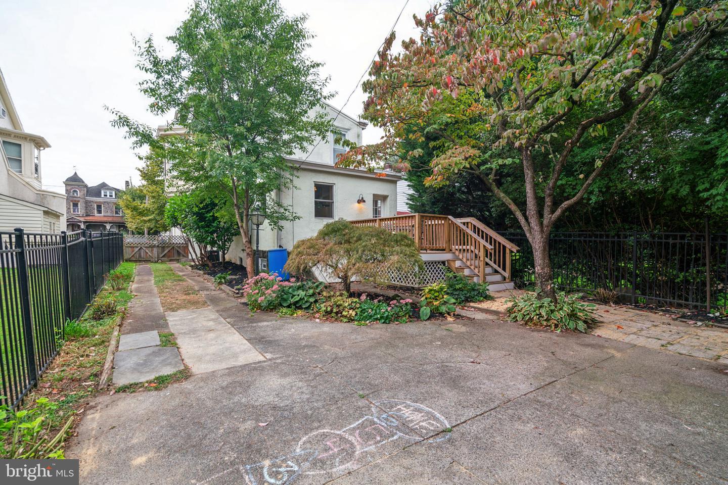 432 Lyceum Ave