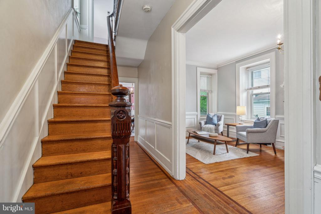 432 Lyceum Ave