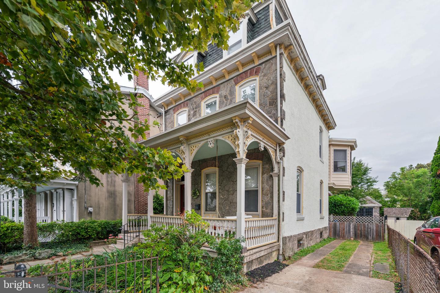 432 Lyceum Ave