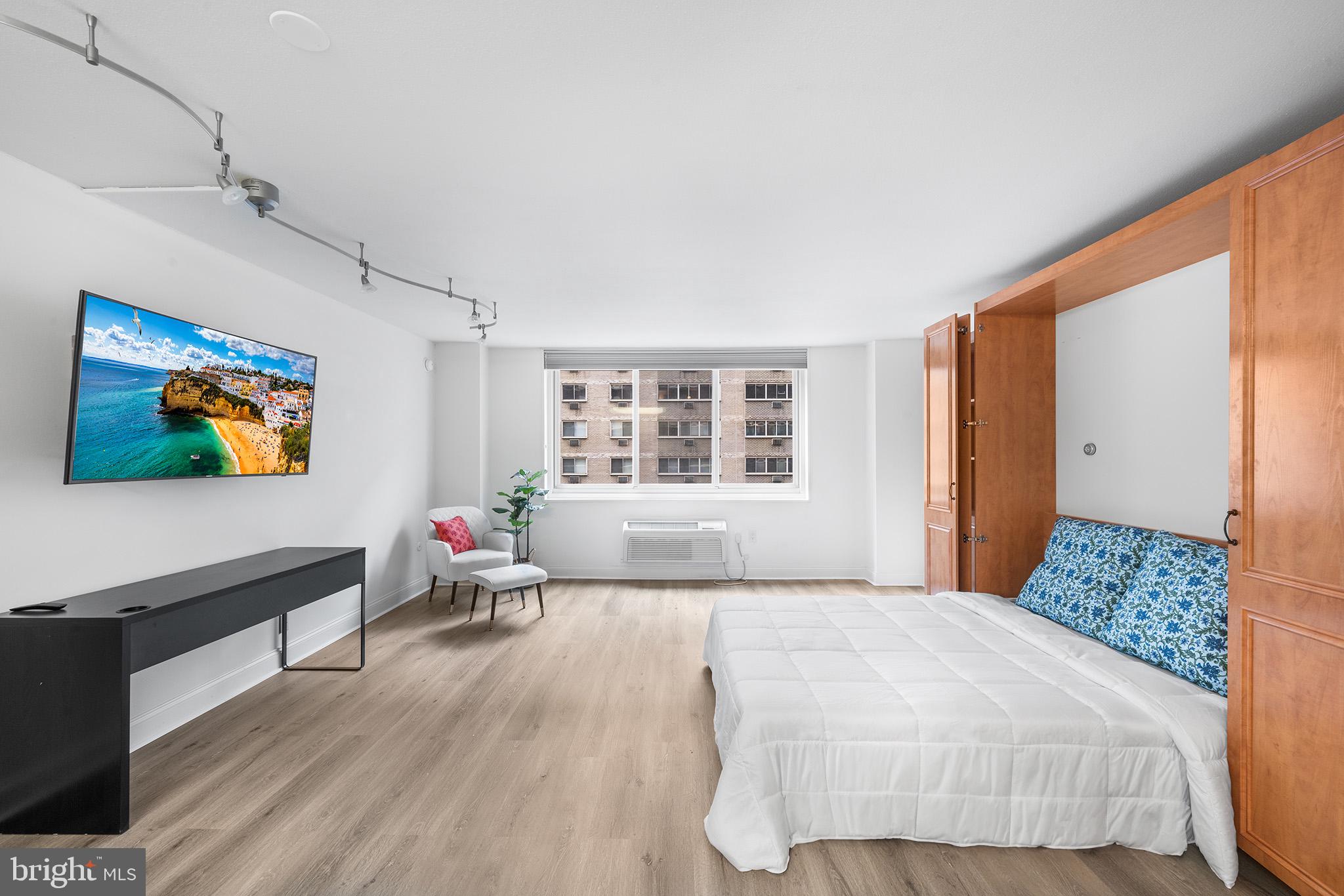 1901 John F Kennedy Blvd #911