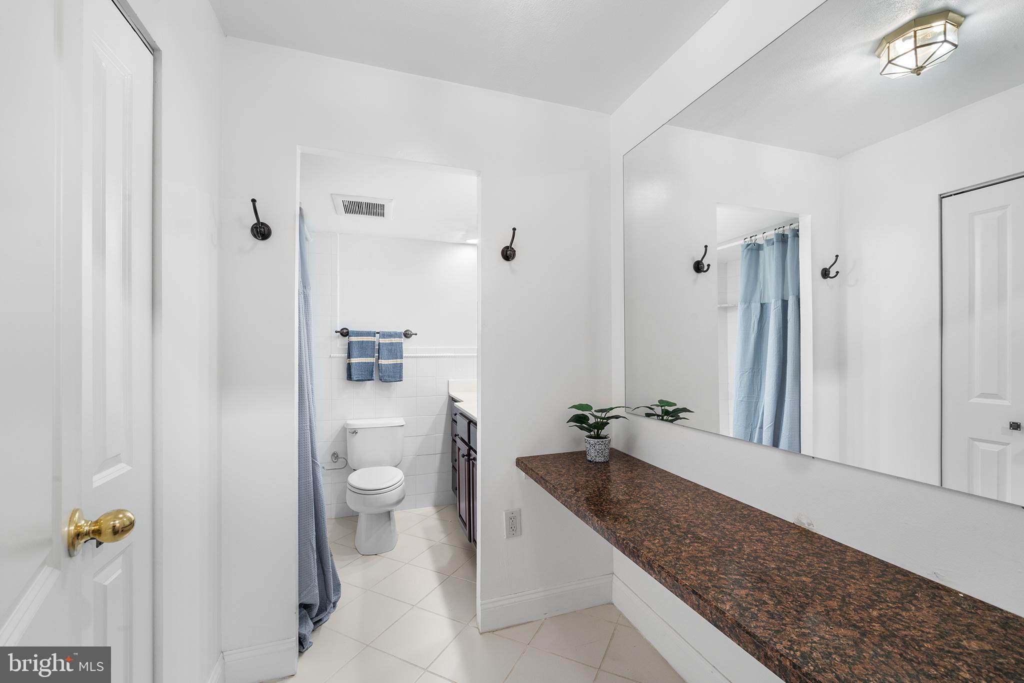 1901 John F Kennedy Blvd #911