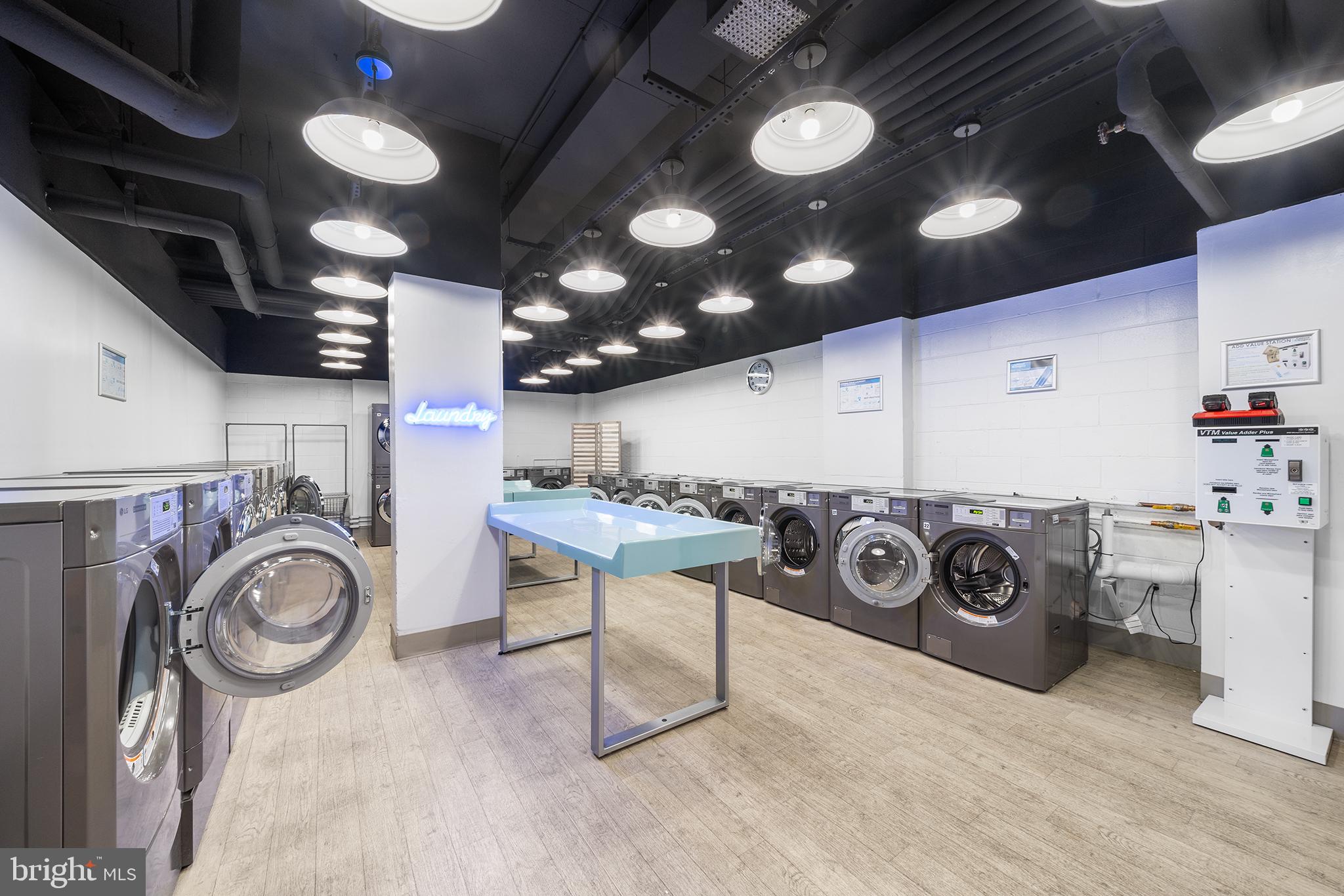 1901 John F Kennedy Blvd #911