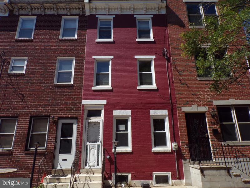 850 N Uber St