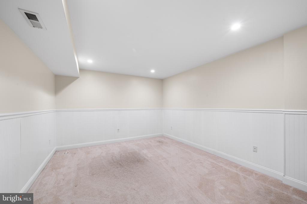1545 E Palmer St