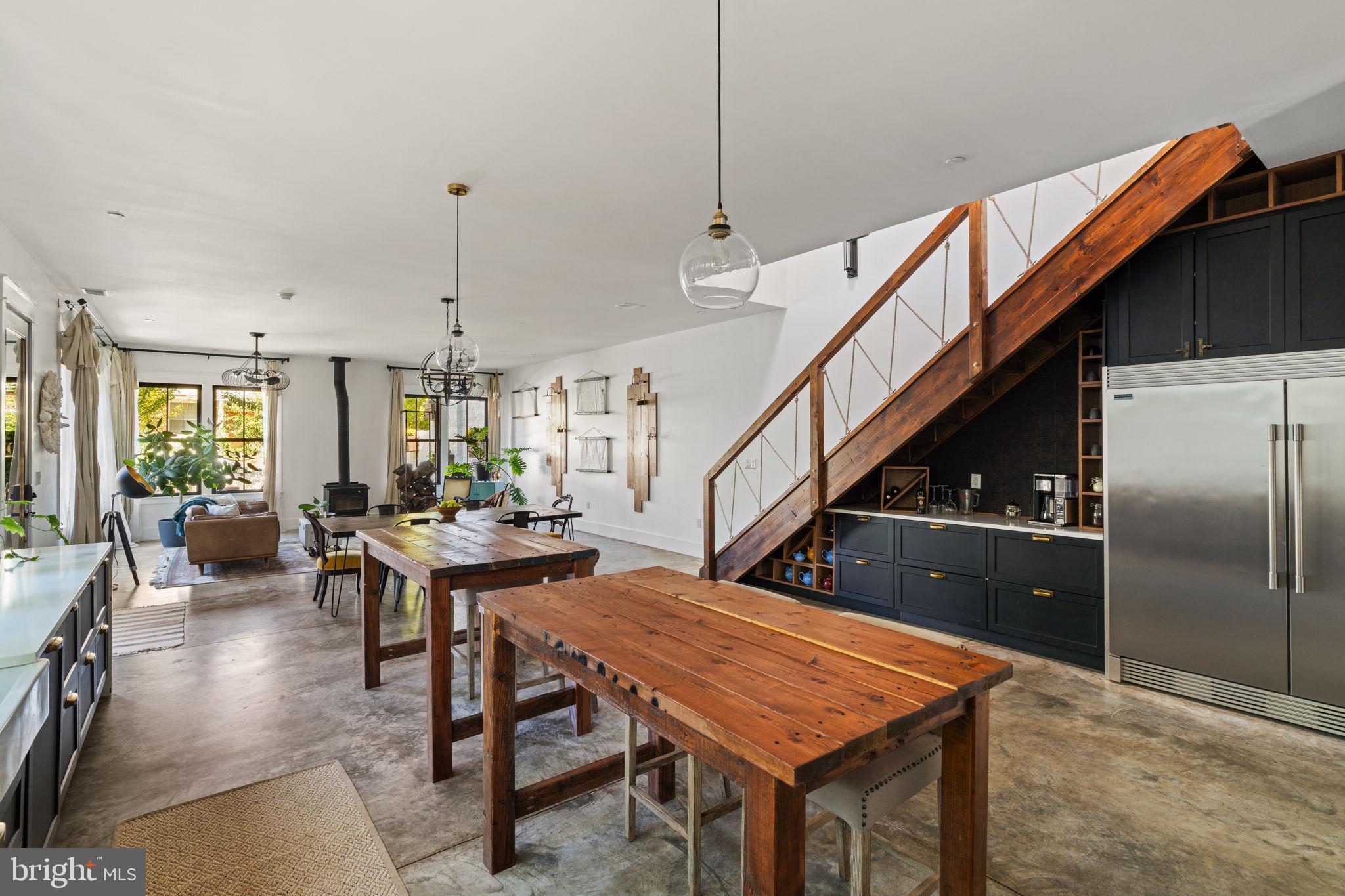 5012-14 Pentridge St