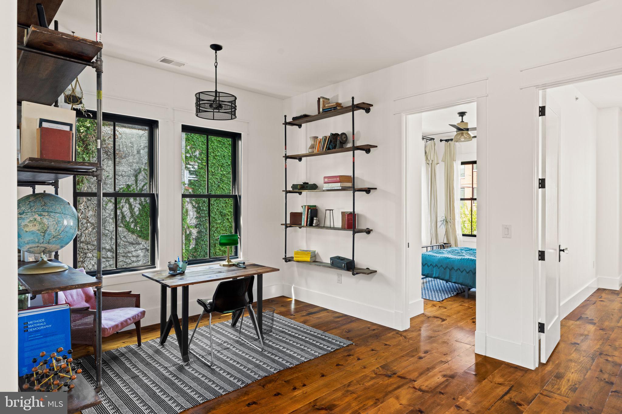 5012-14 Pentridge St
