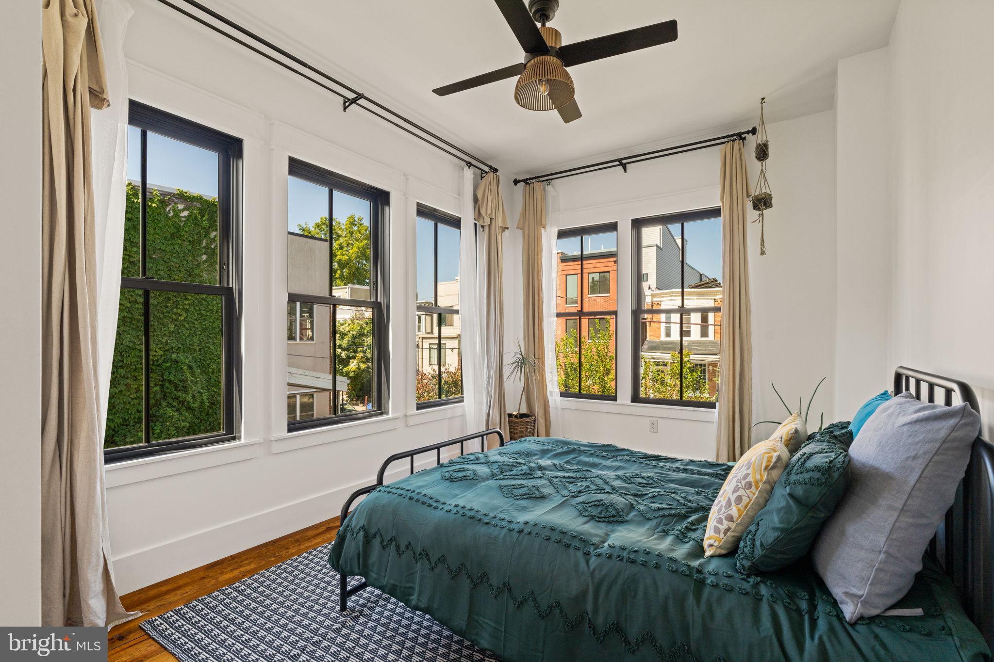 5012-14 Pentridge St