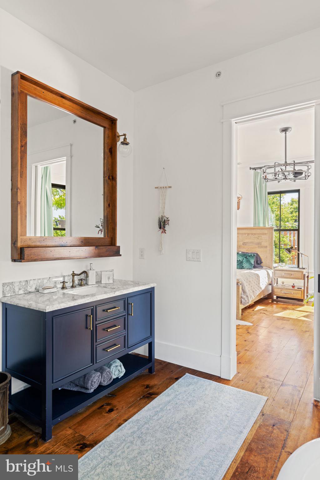 5012-14 Pentridge St
