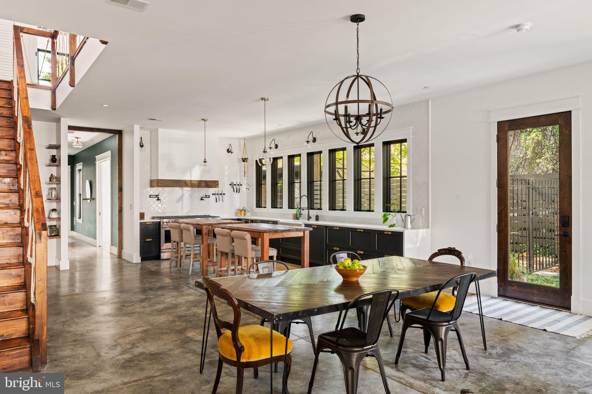 5012-14 Pentridge St