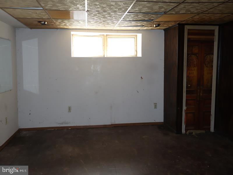 967 E Vernon Rd