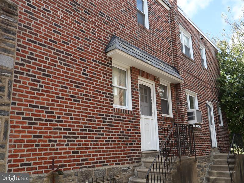967 E Vernon Rd