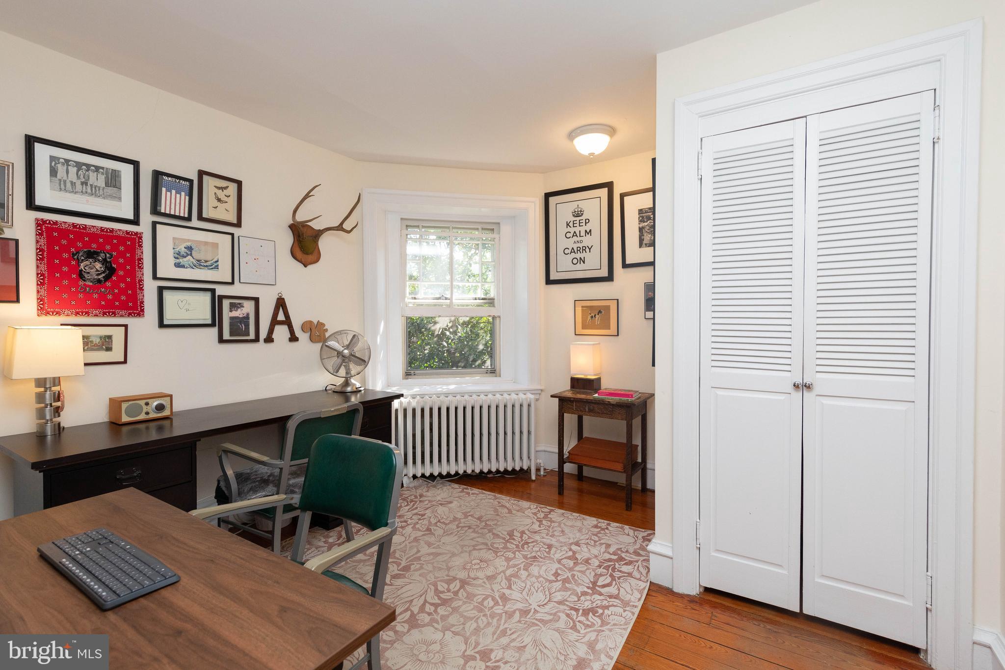 625 W Phil Ellena St