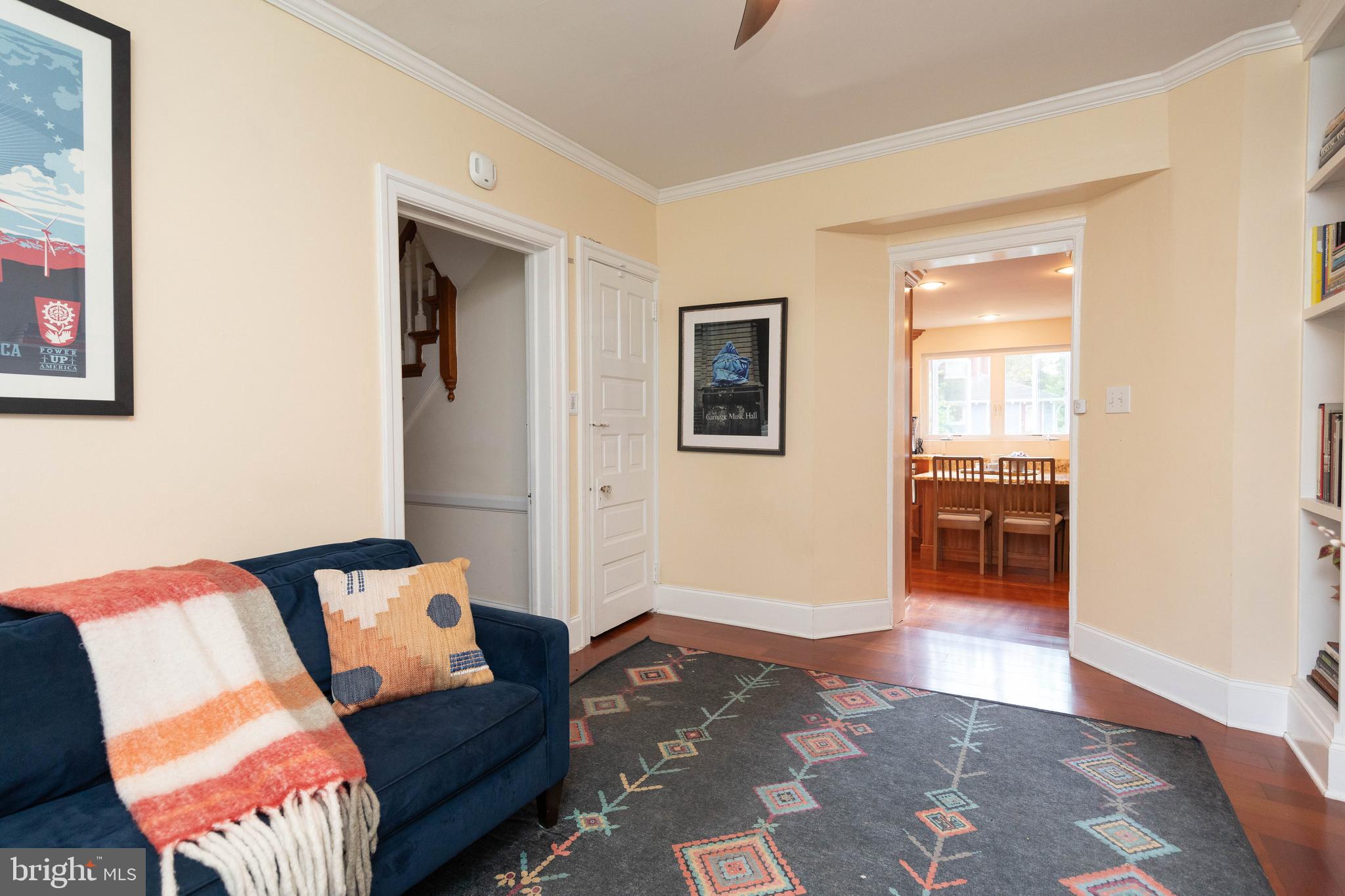 625 W Phil Ellena St