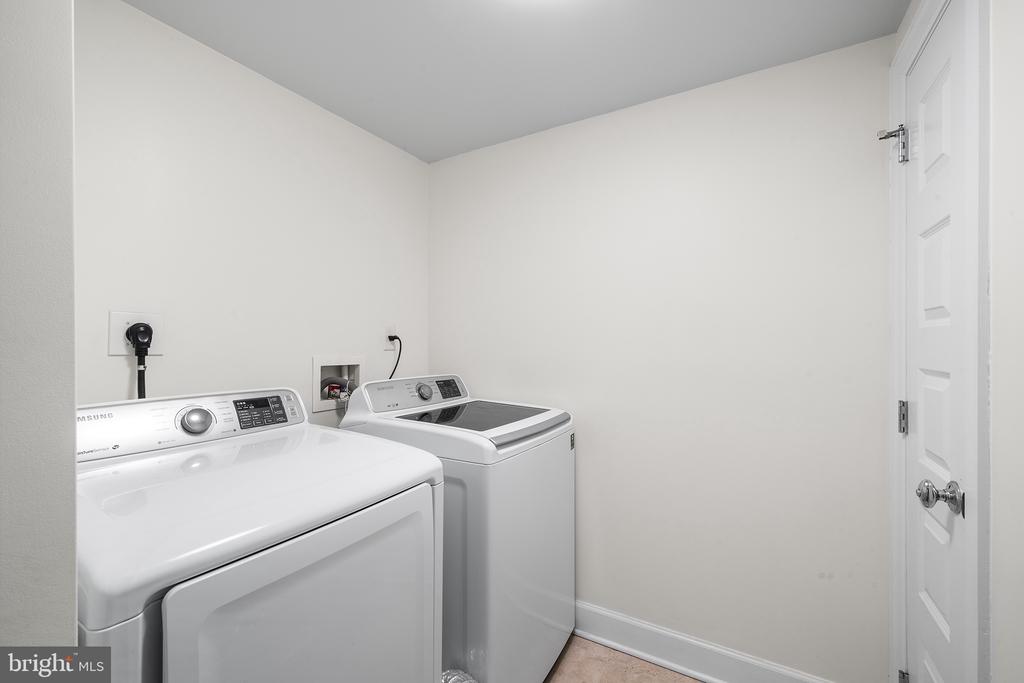 2551 Trenton Ave #304