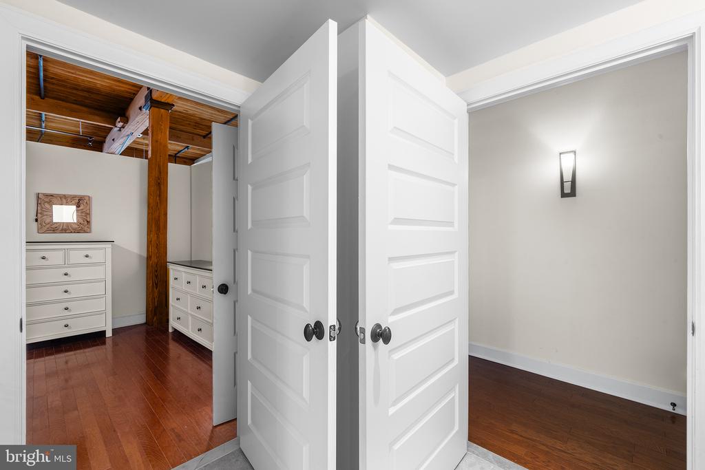2551 Trenton Ave #304