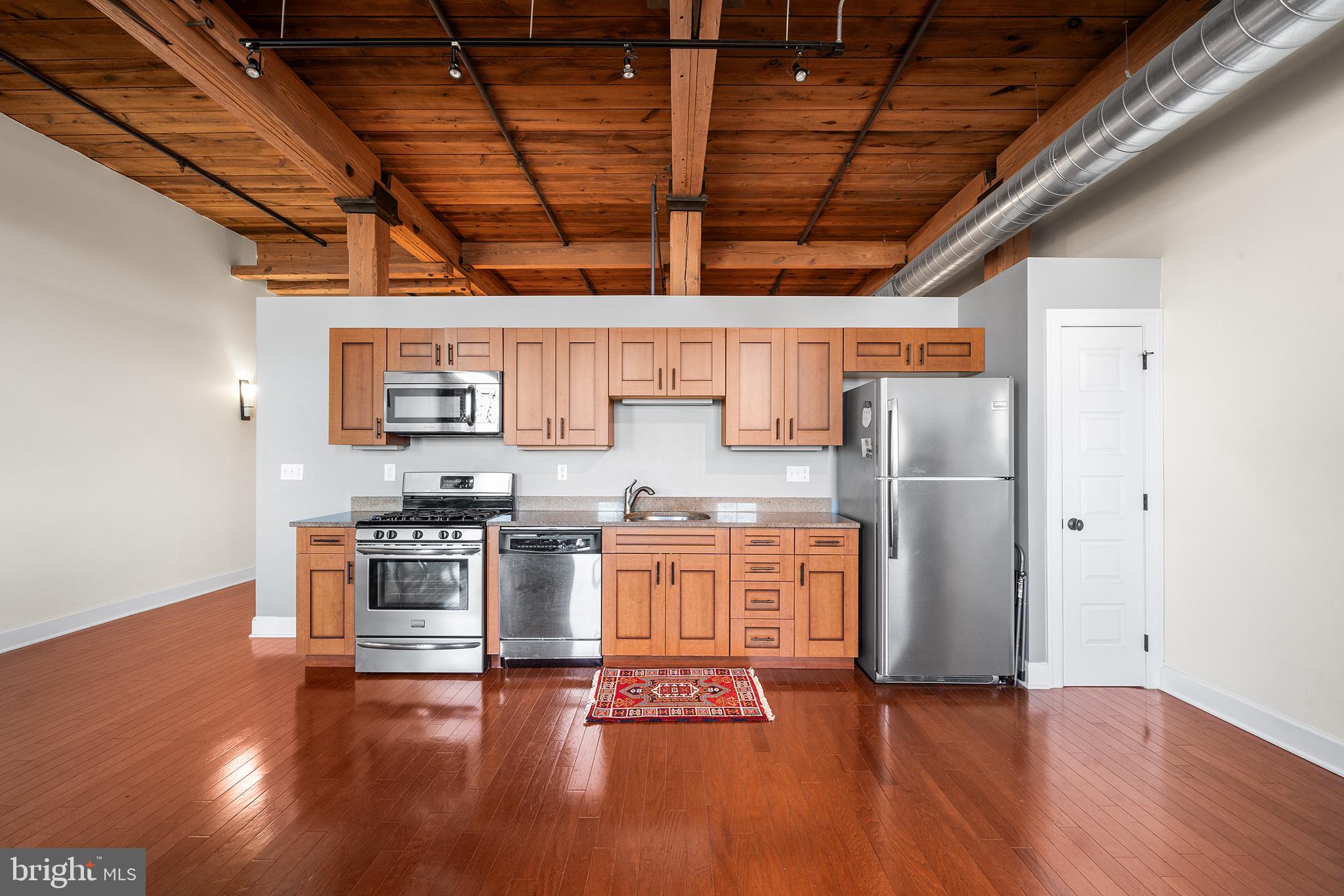 2551 Trenton Ave #304