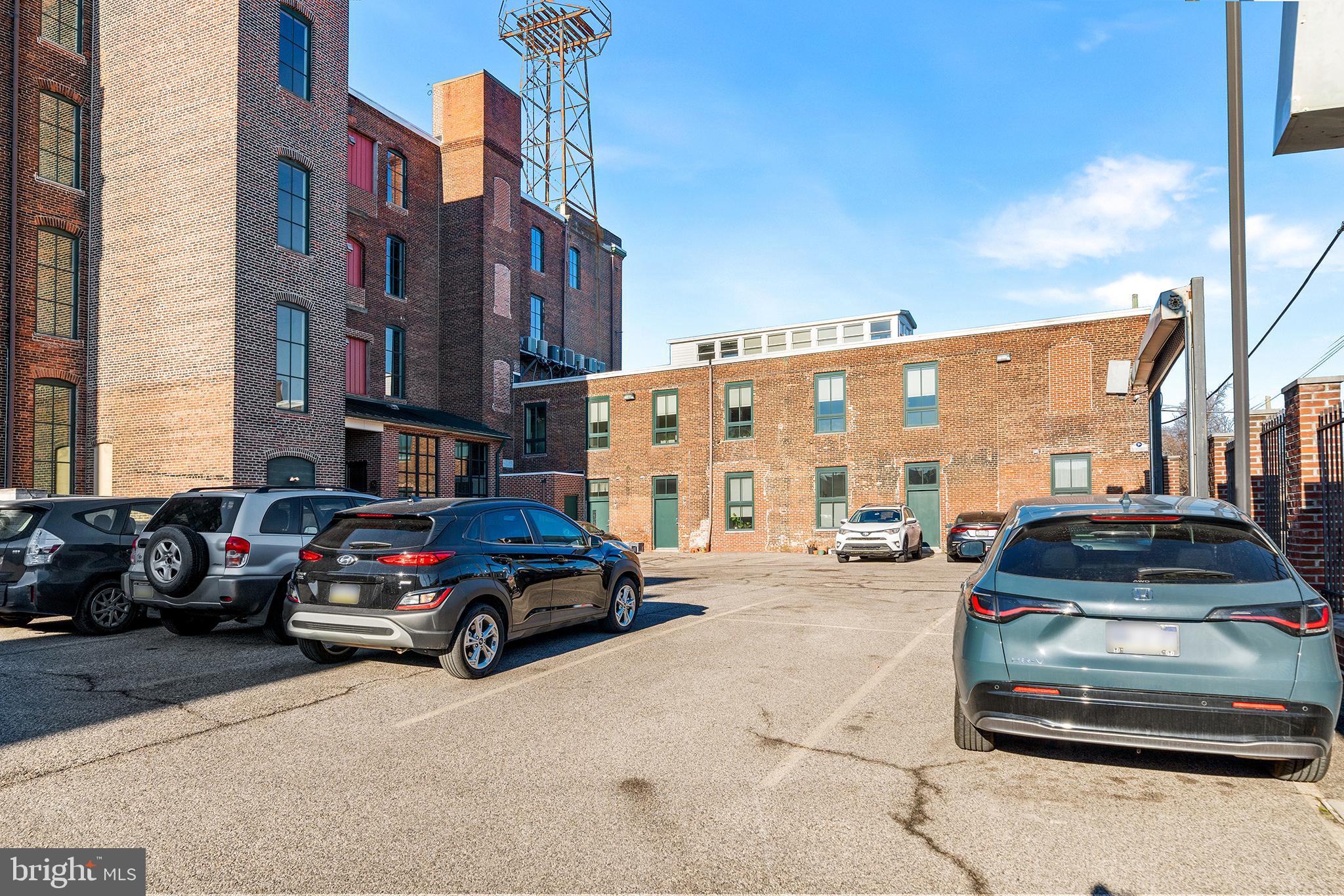 2551 Trenton Ave #304