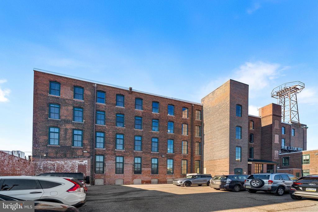 2551 Trenton Ave #304