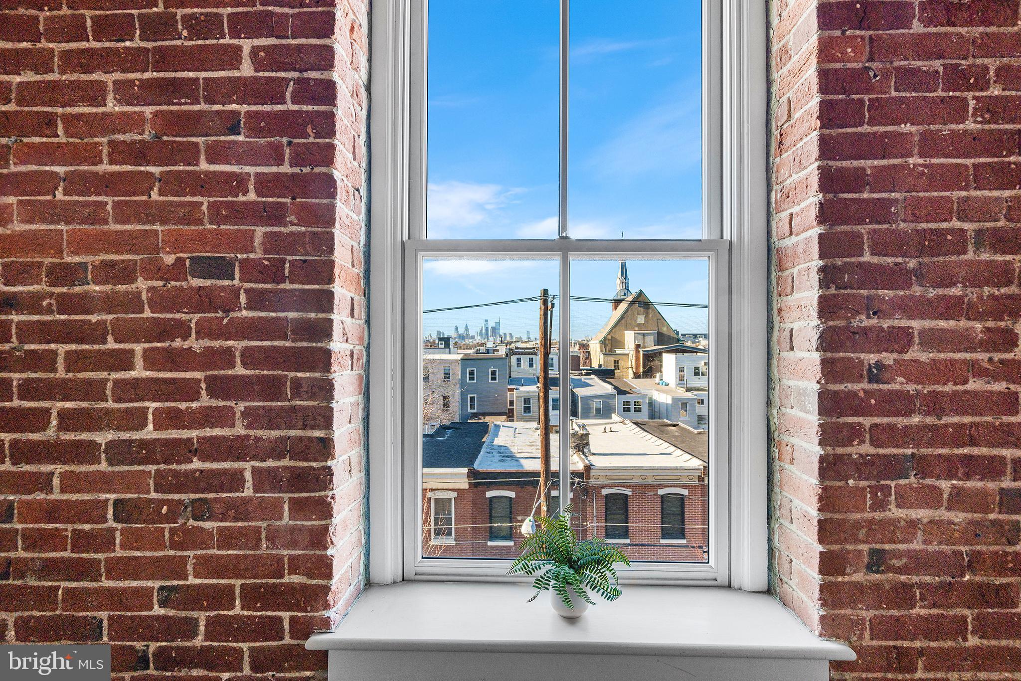 2551 Trenton Ave #304