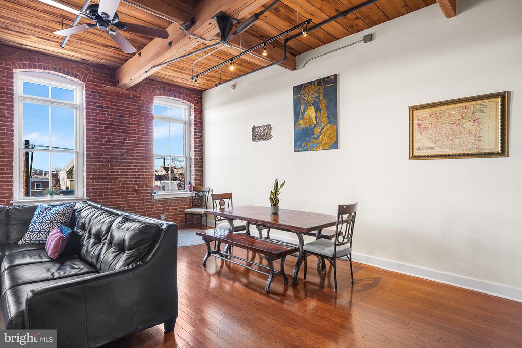 2551 Trenton Ave #304