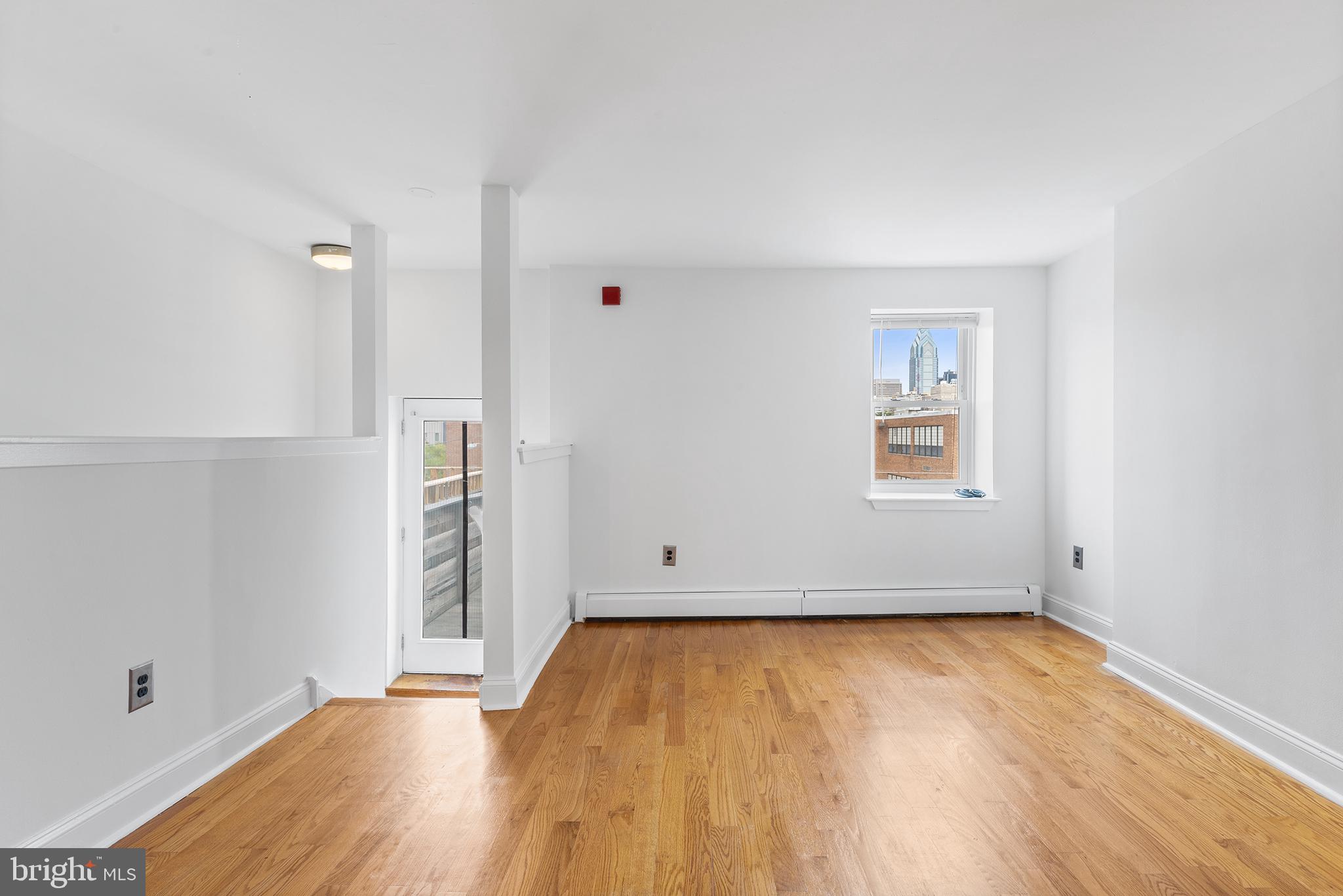 2017-17 Christian St #C