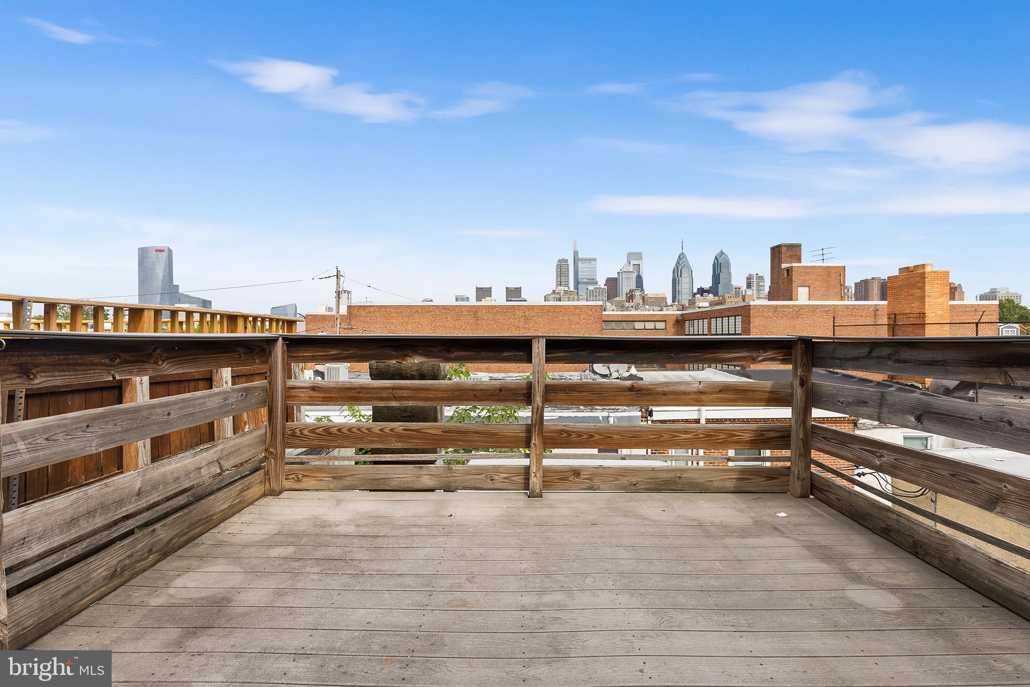 2017-17 Christian St #C