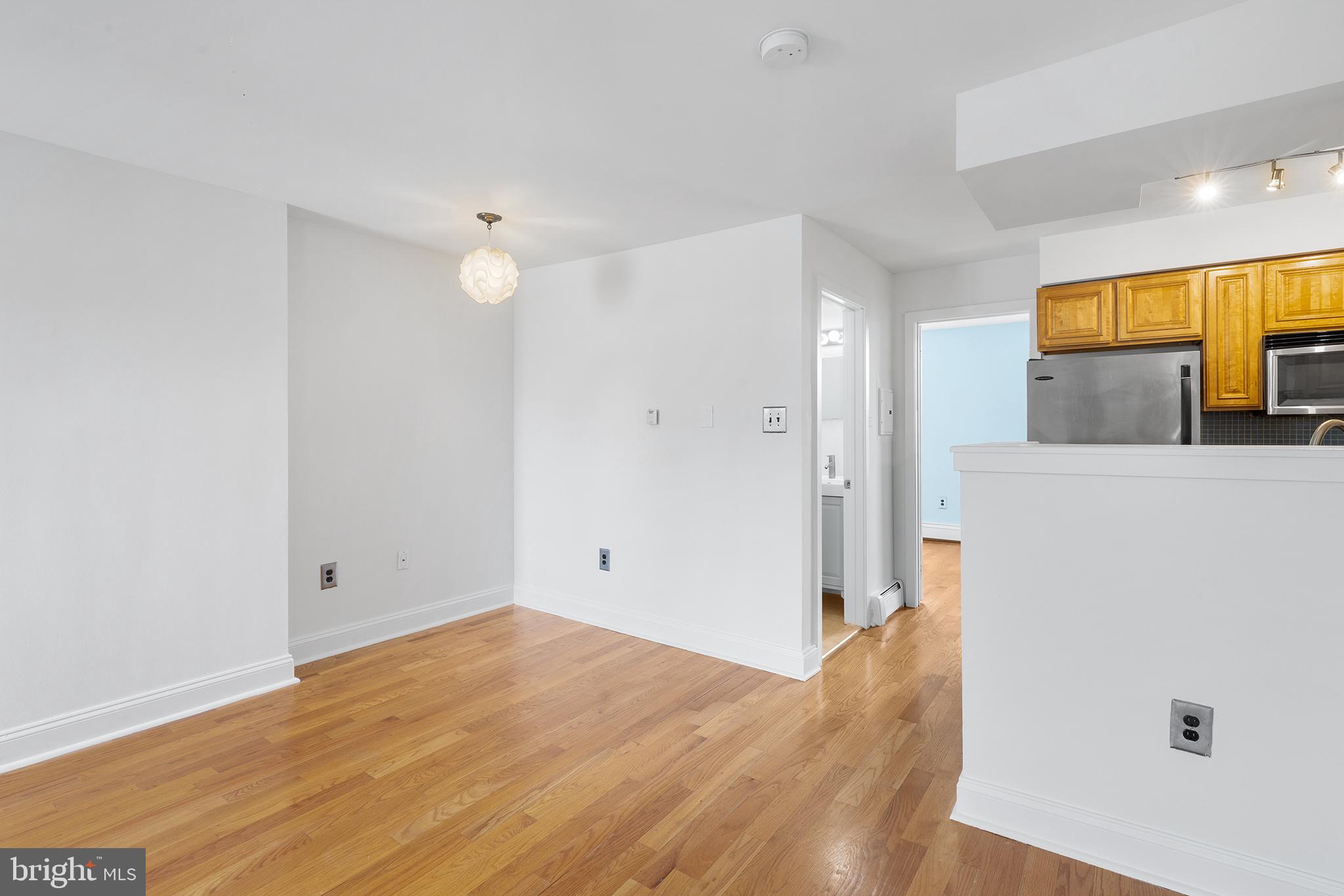 2017-17 Christian St #C