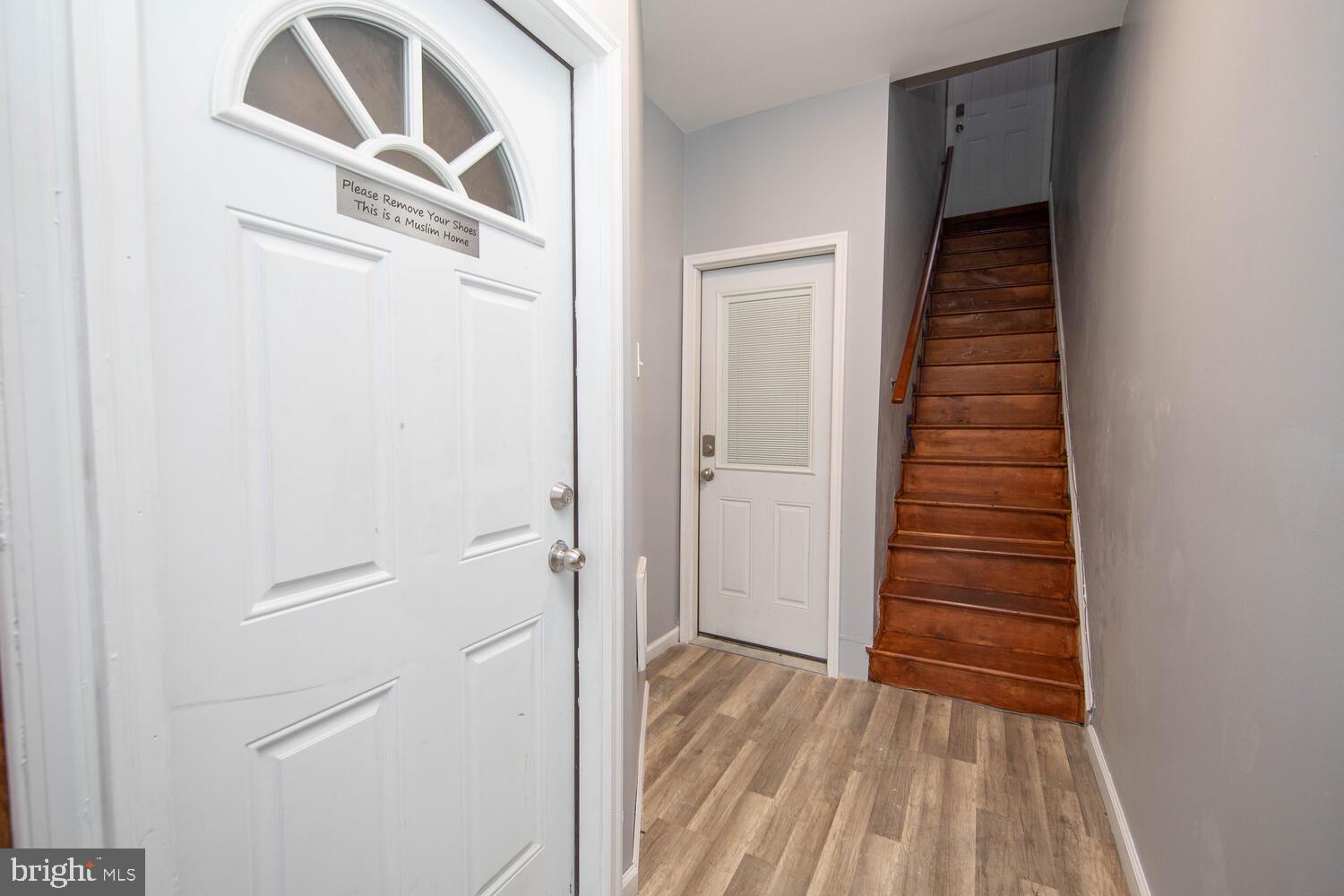 2213 N UBER ST #1ST FLOOR