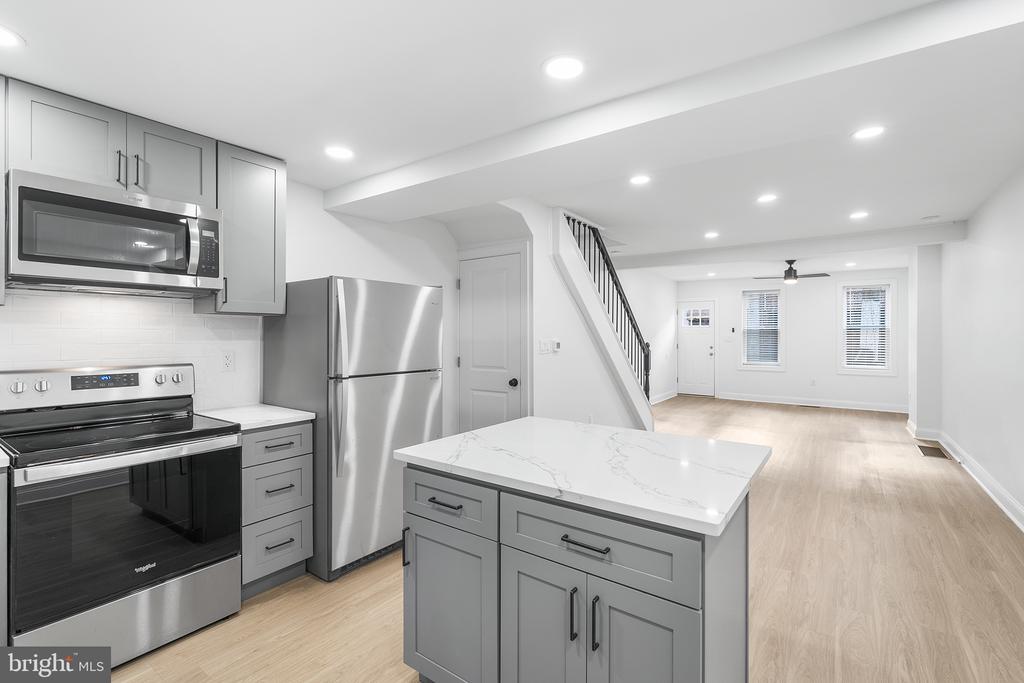 2019 E Fletcher St