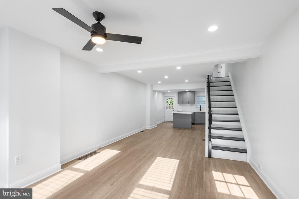 2019 E Fletcher St