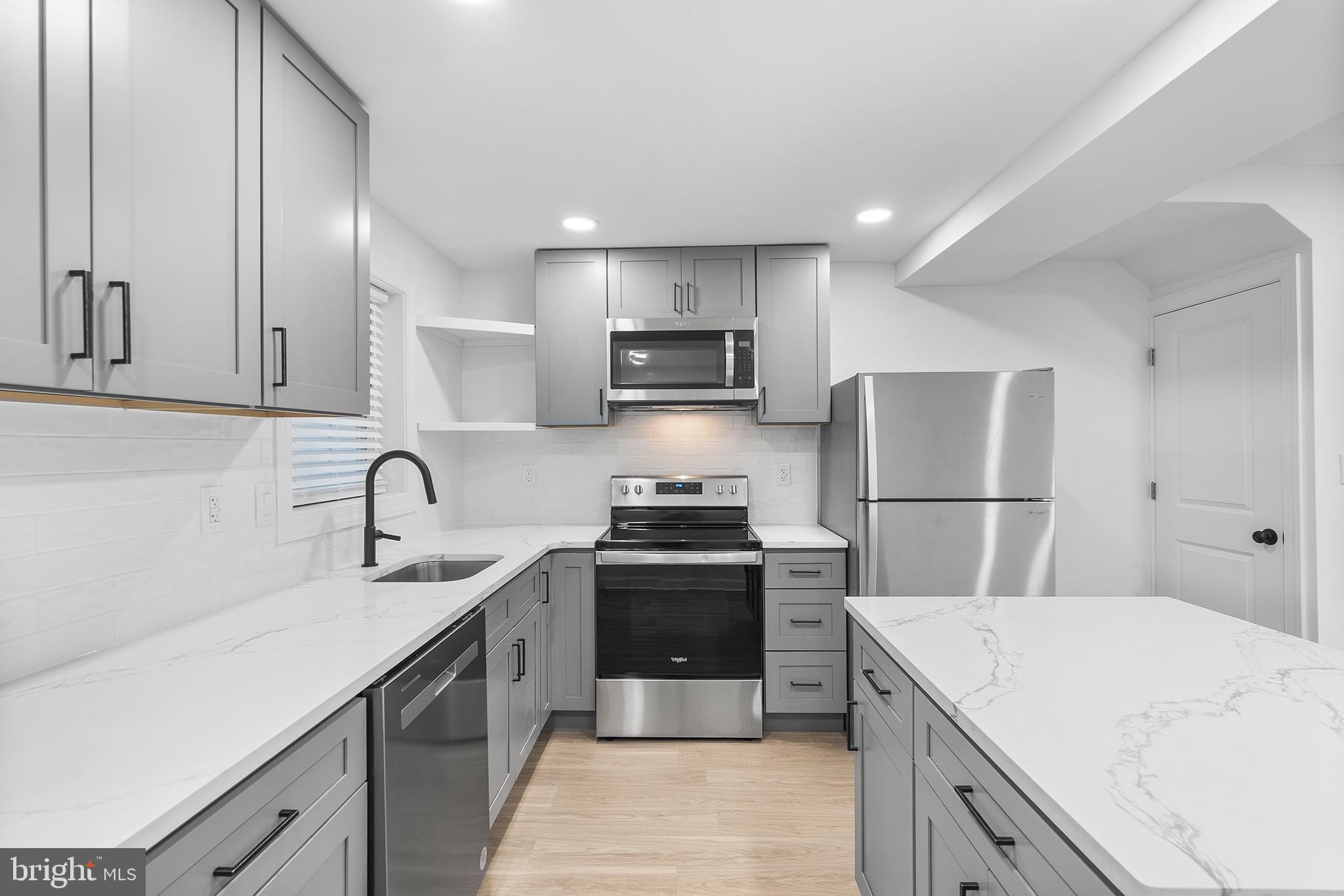 2019 E Fletcher St