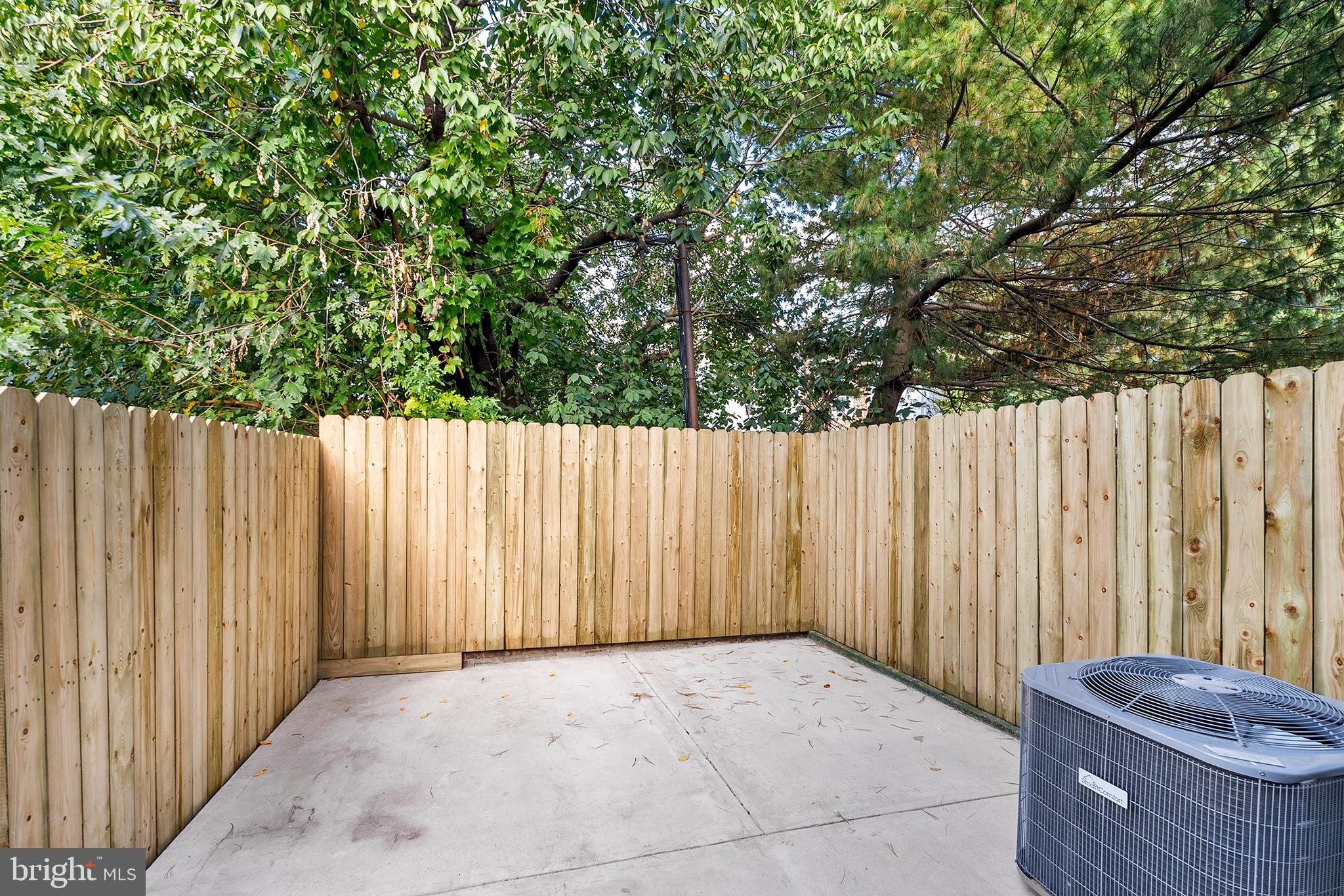 2019 E Fletcher St