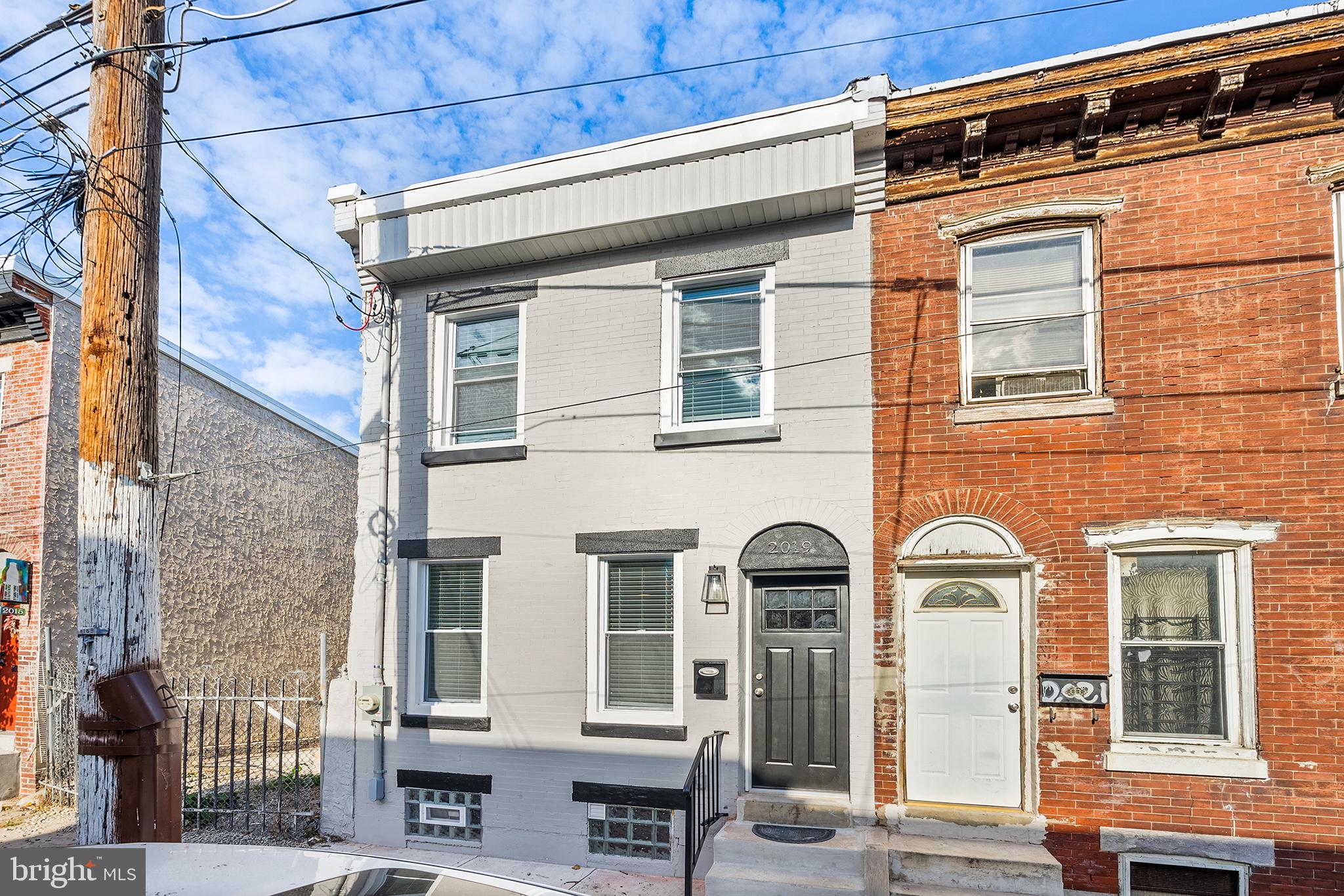 2019 E Fletcher St