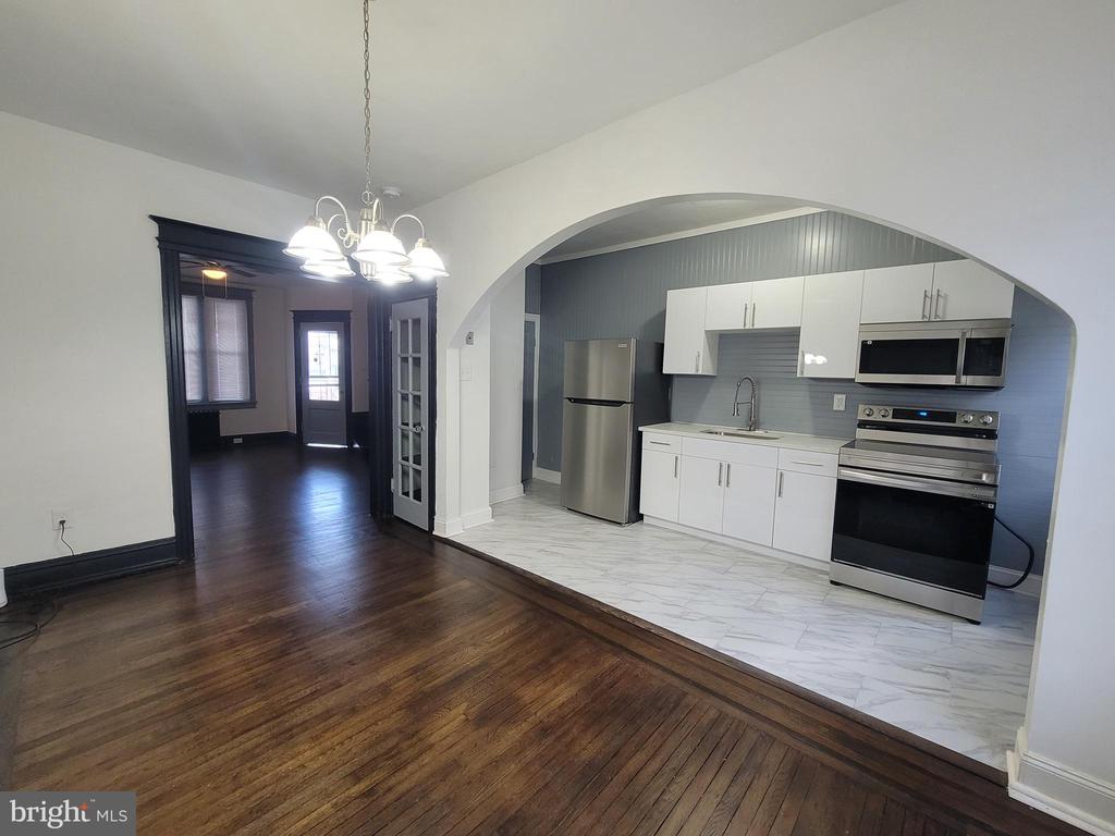 106 N 55th St