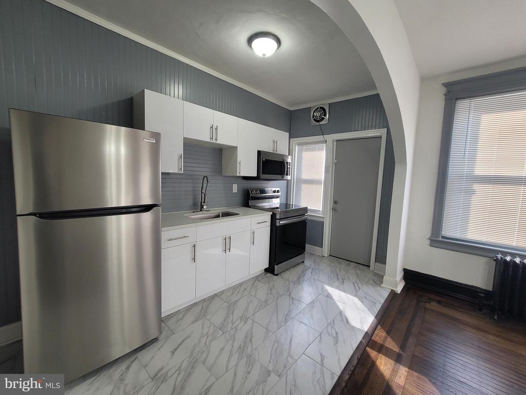 106 N 55th St