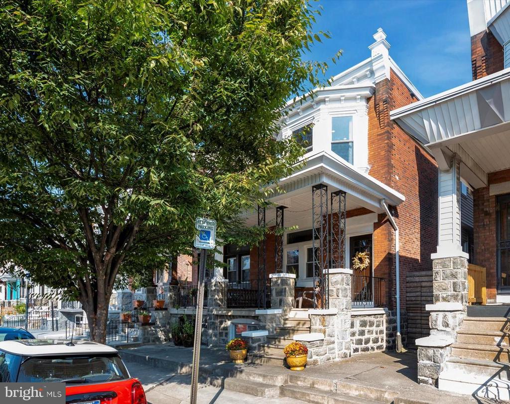 5021 Locust St