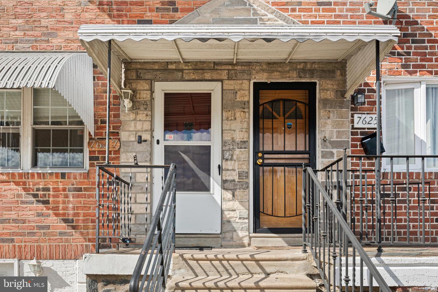 7627 Elmwood Ave
