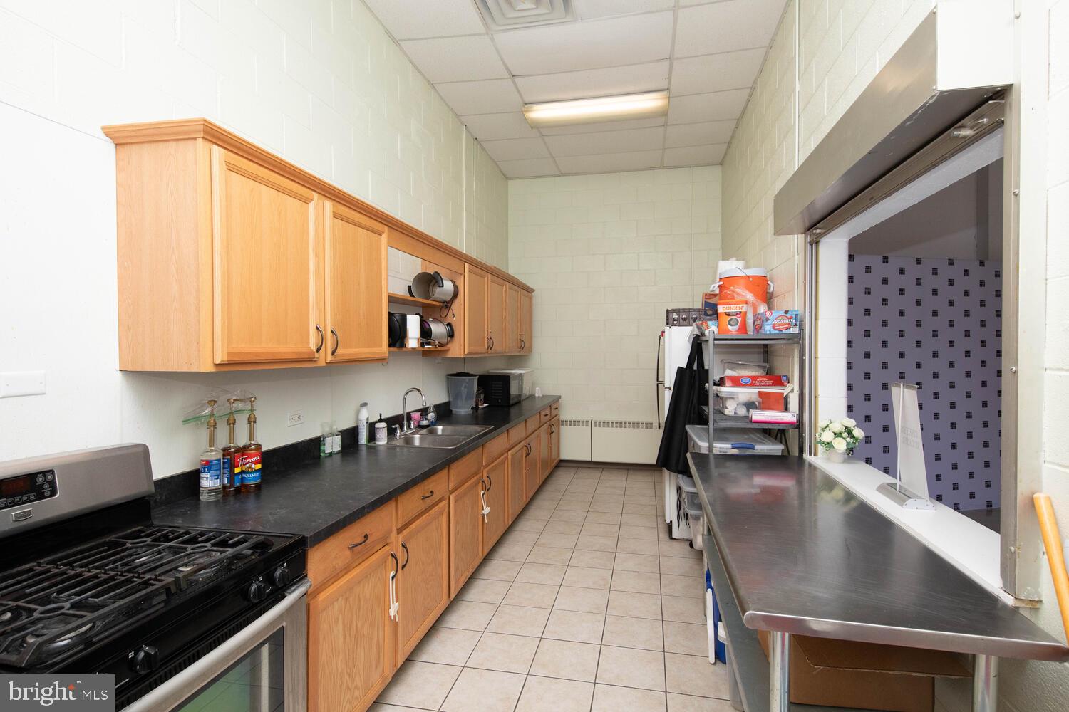 7372-78 Henry Ave