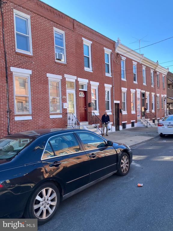 1921 S 4TH ST S