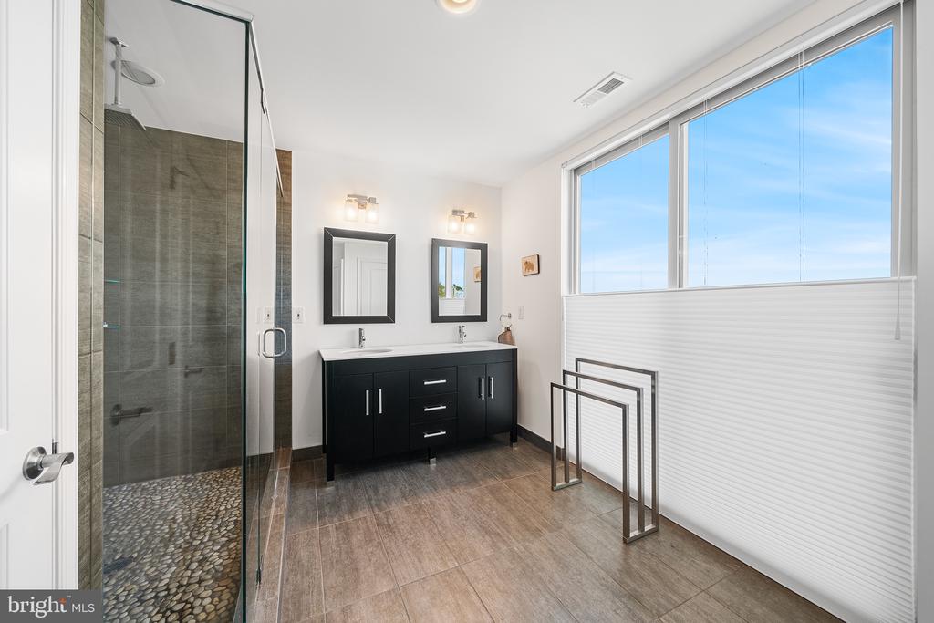 4076 Manayunk Ave