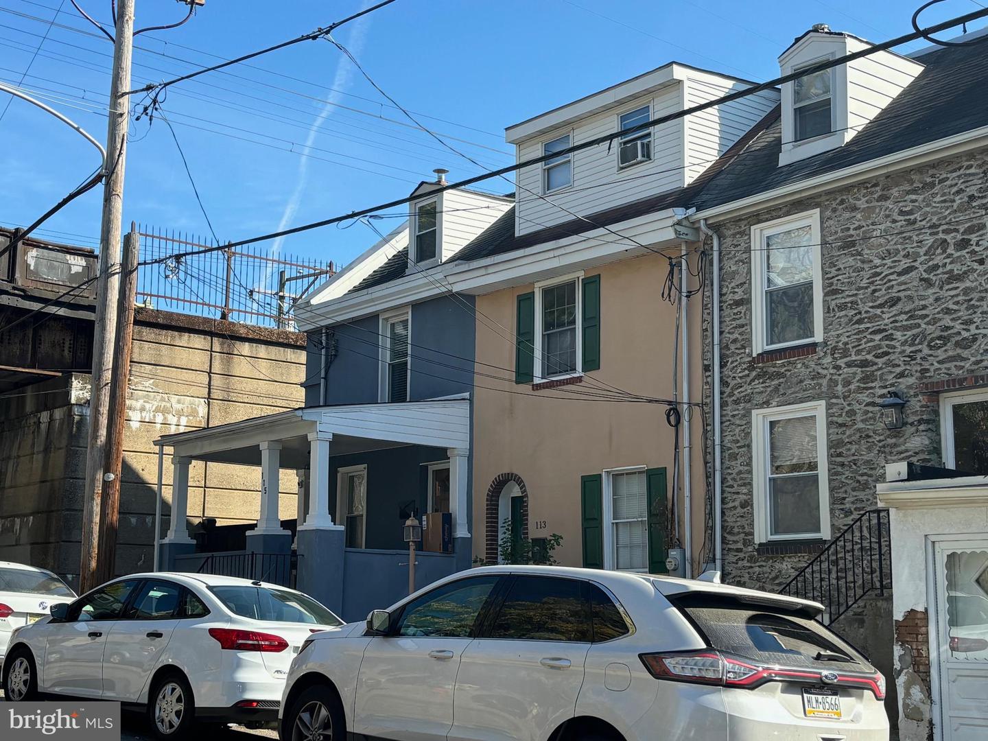 111 Pensdale St