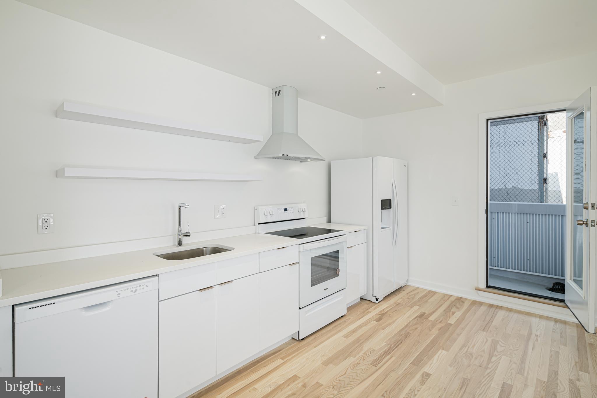 1842 E HAROLD ST #1