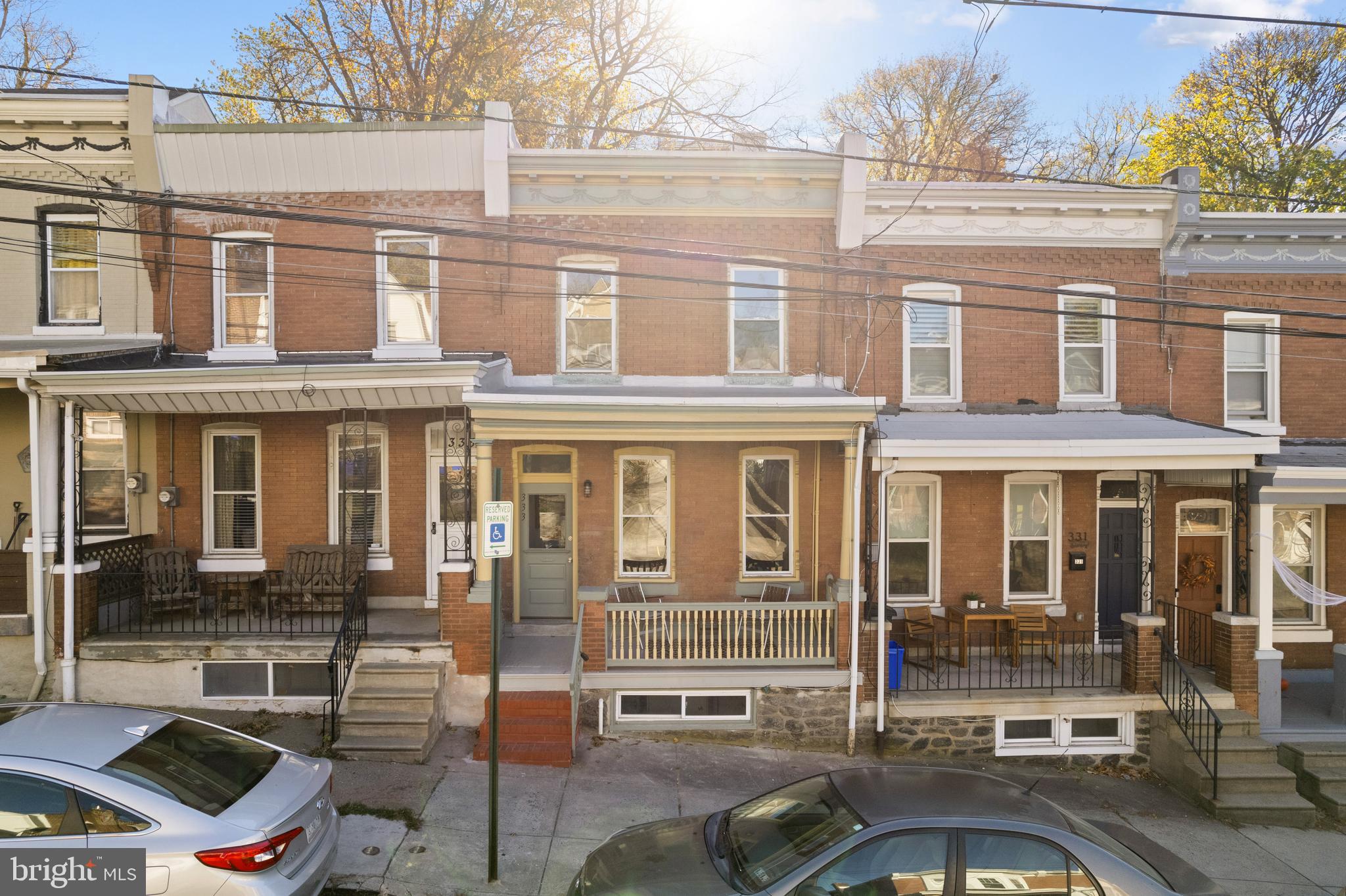 333 Leverington Ave